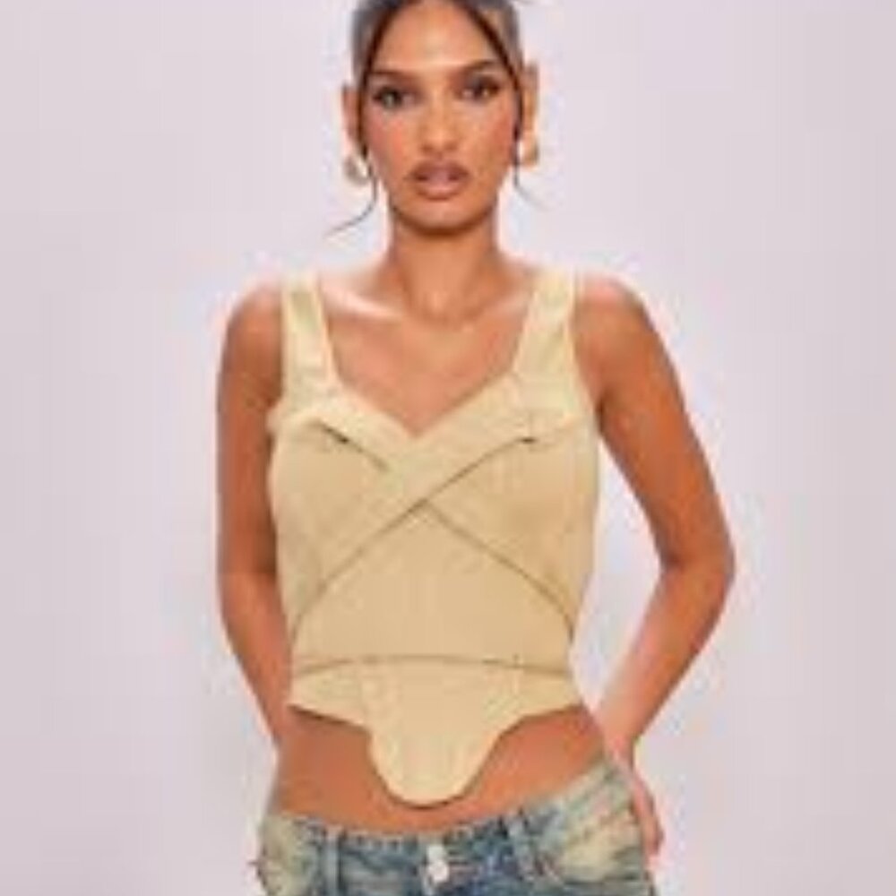 PrettyLittleThing Boned Corset Top
